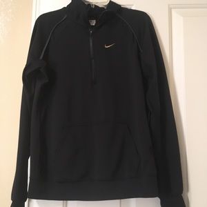 NIKE Black and gold pullover